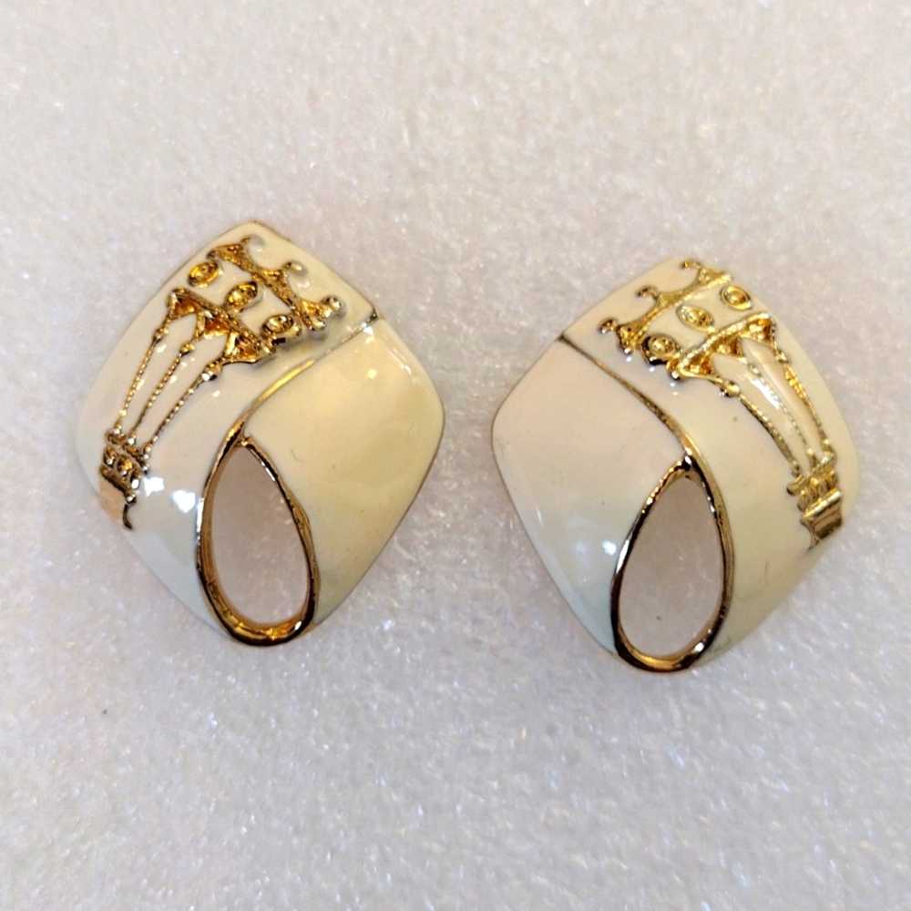 LR faux gold enamel painted earrings.